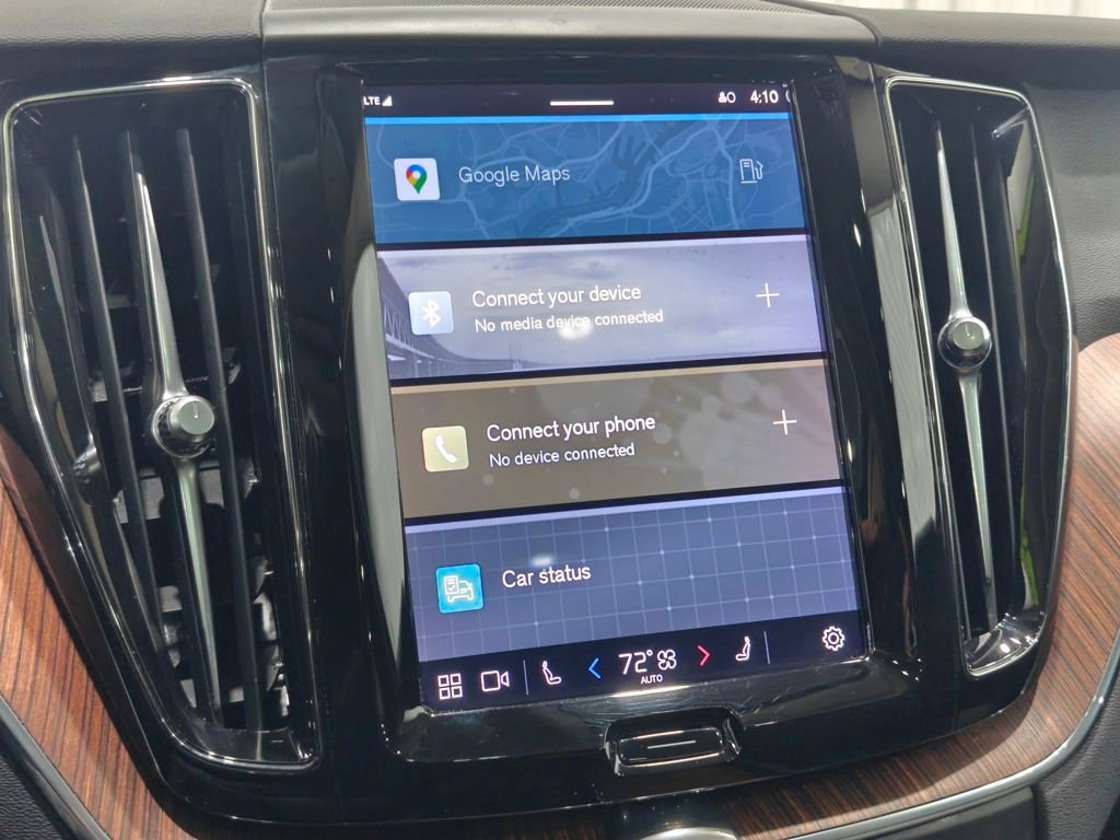 Used 2023 Volvo XC60 B5 Plus image 28