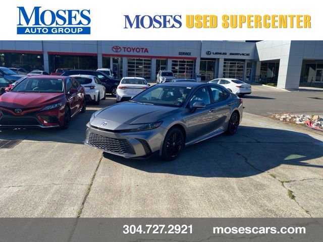 Certified 2025 Toyota Camry SE w/ Convenience Package image 1