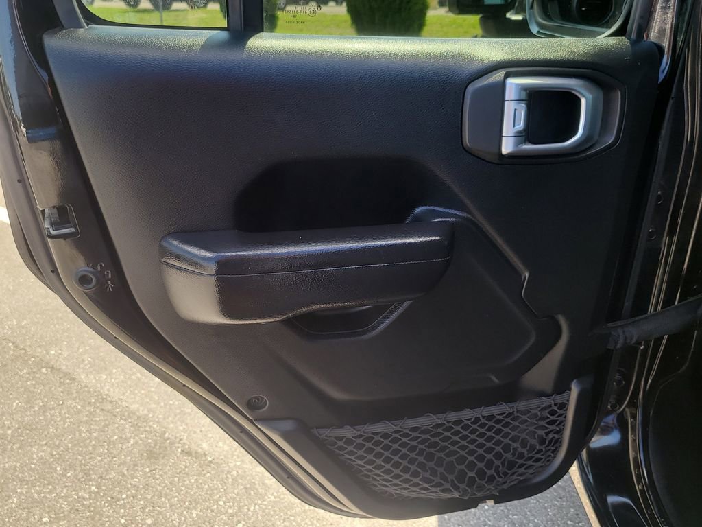 Used 2019 Jeep Wrangler Unlimited Sport S image 8