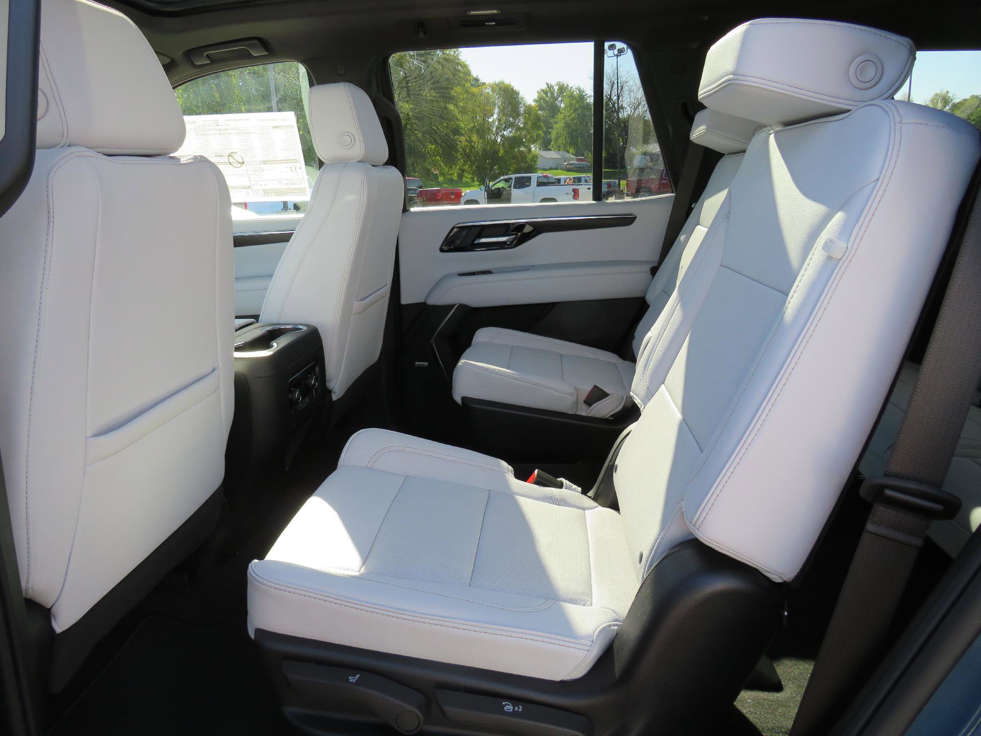 New 2026 Chevrolet Tahoe Premier w/ Sun And Tow Package image 5