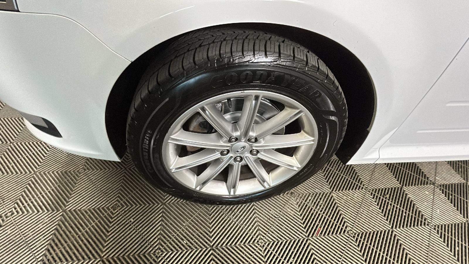 Used 2017 Ford Flex Limited AWD/4WD image 9