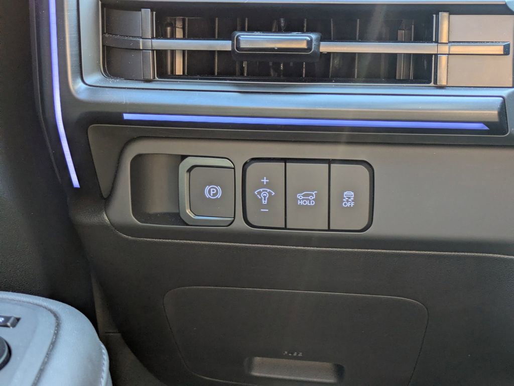 Used 2024 Hyundai Santa Fe Calligraphy AWD/4WD image 26