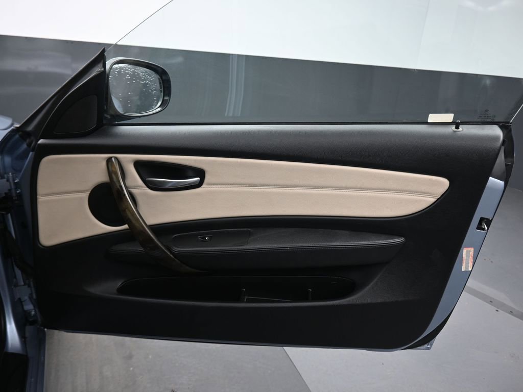 Used 2012 BMW 135i Convertible image 29