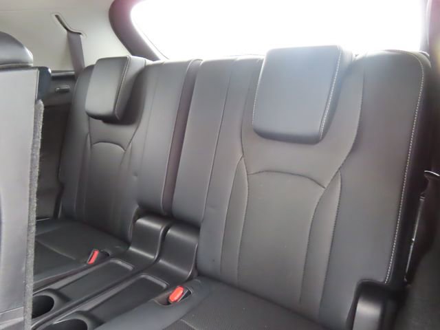 Used 2020 Lexus RX 350L Premium w/ Premium Package image 35