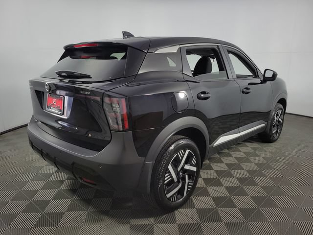 Used 2025 Nissan Kicks SV w/ Charging Package FWD image 9