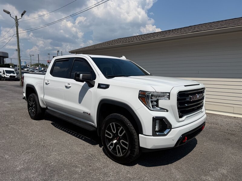 Used 2021 GMC Sierra 1500 AT4 w/ AT4 Premium Package AWD/4WD image 3