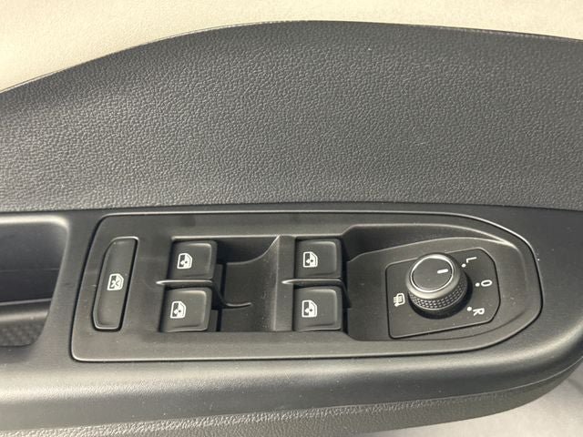 New 2026 Volkswagen Taos SE AWD/4WD image 23