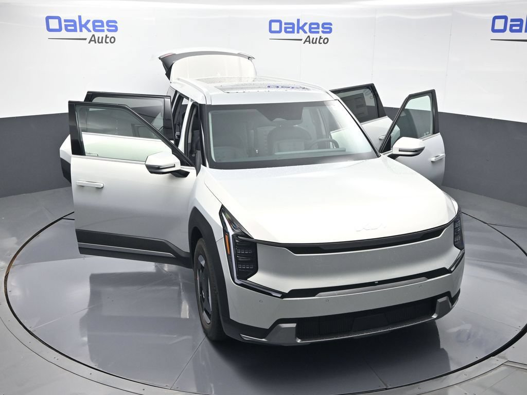 New 2026 Kia EV9 Wind AWD/4WD image 60
