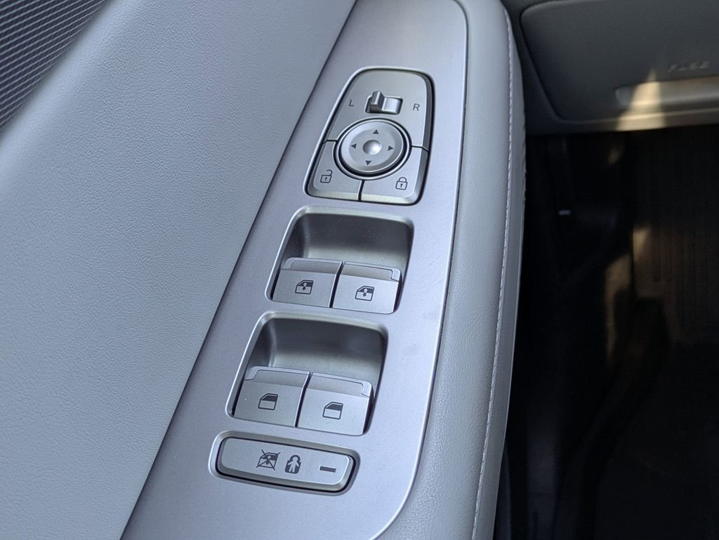 Used 2021 Hyundai Palisade SEL w/ Cargo Package image 25