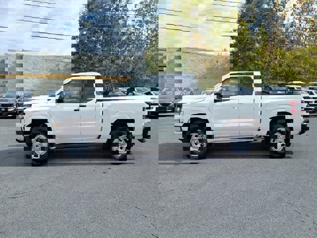 New 2026 Nissan Frontier S image 2