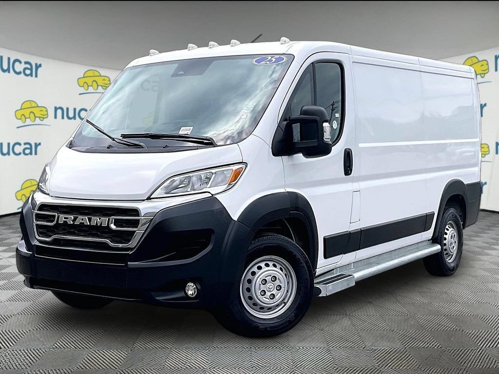 Used 2025 RAM ProMaster 2500 w/ U-Haul Equipment Group FWD image 3