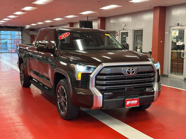 Used 2023 Toyota Tundra Limited AWD/4WD image 2