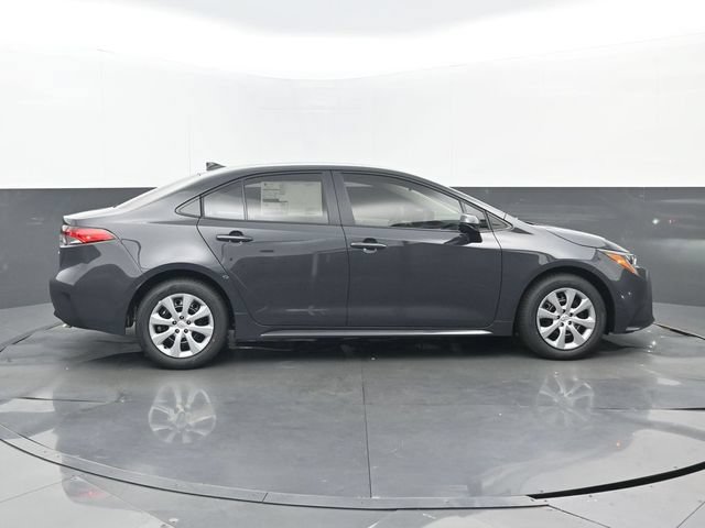 New 2026 Toyota Corolla LE FWD image 2