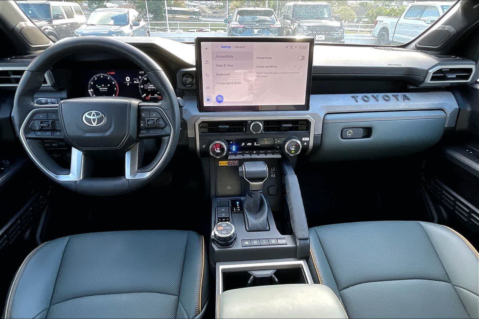 Used 2024 Toyota Tacoma 4x4 Double Cab Hybrid image 10