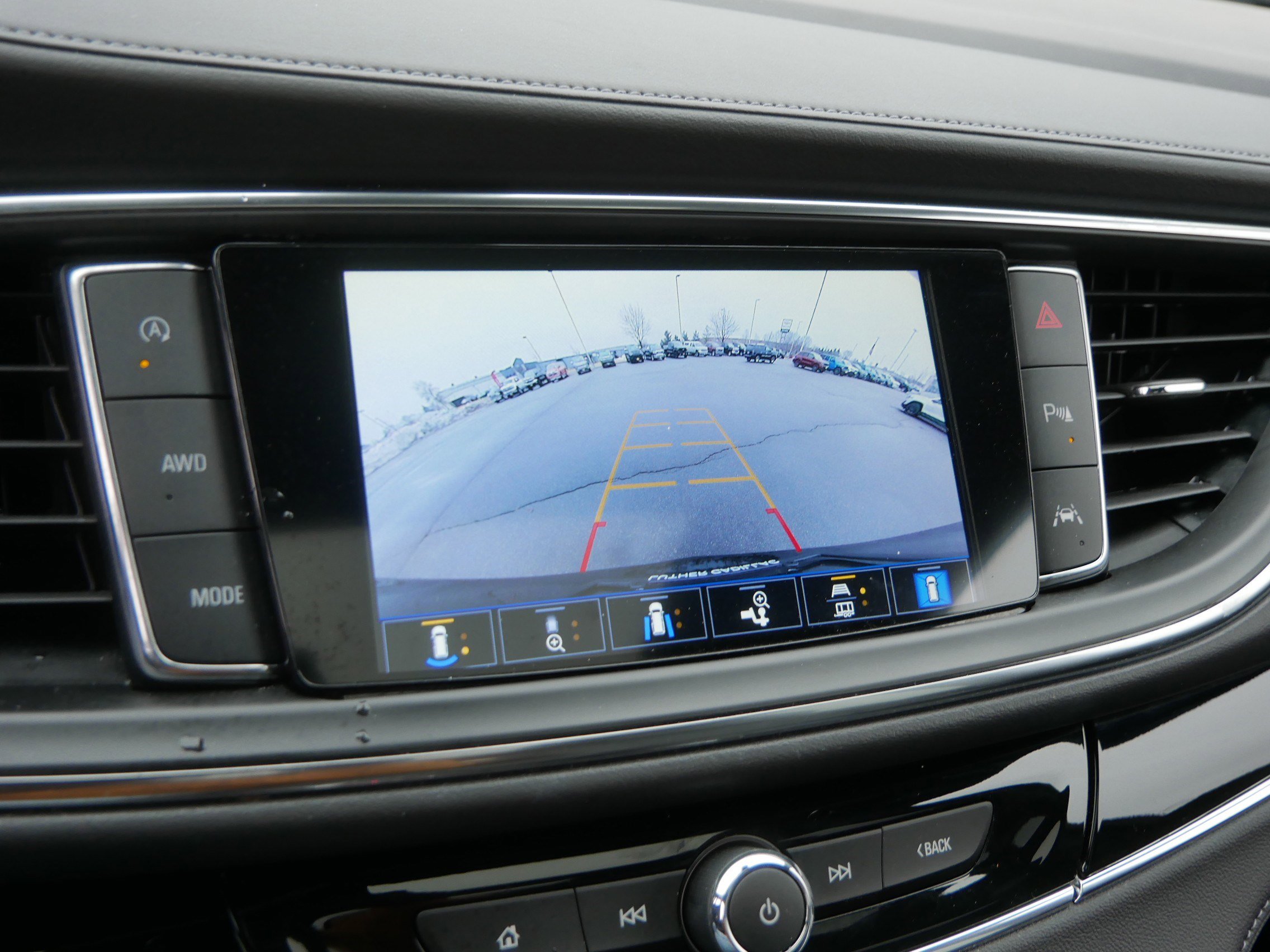 Used 2023 Buick Enclave Avenir w/ Avenir Technology Package image 34