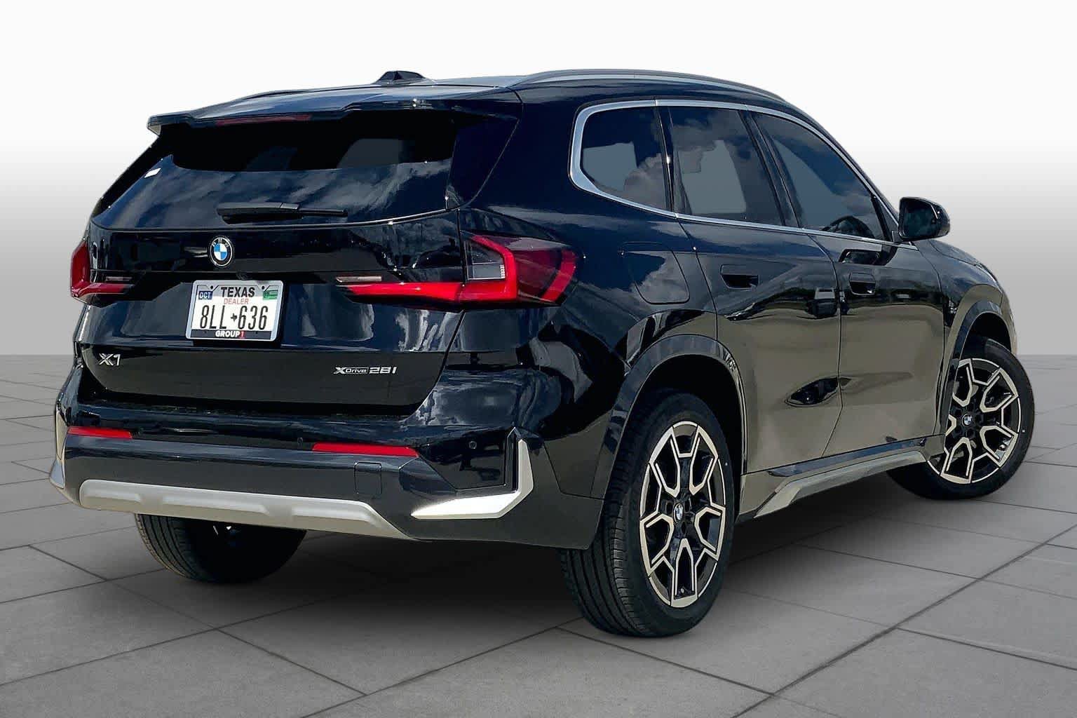 New 2026 BMW X1 xDrive28i w/ Technology Package AWD/4WD image 12