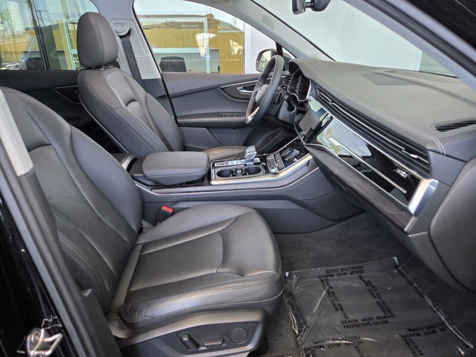 Used 2023 Audi Q7 3.0T Premium Plus w/ Premium Plus Package AWD/4WD image 19