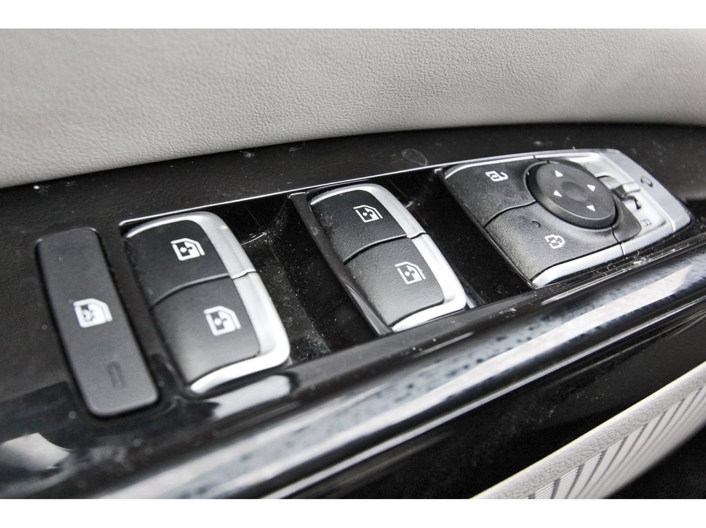 Used 2024 Kia Carnival SX Prestige FWD image 22