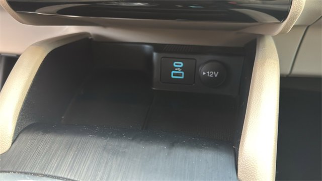 Used 2022 Ford Escape SE image 19