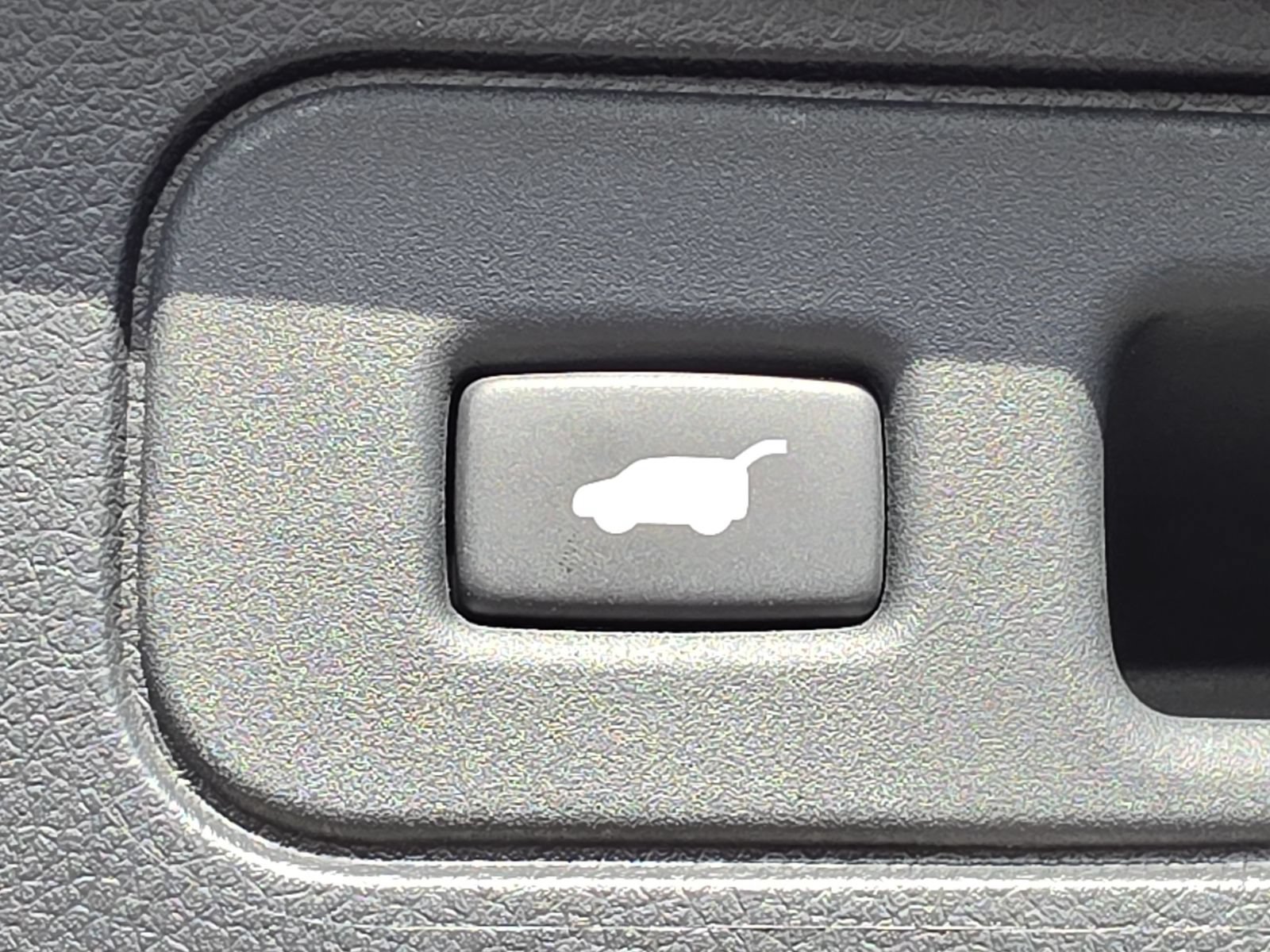 Used 2024 Honda Passport EX-L image 16