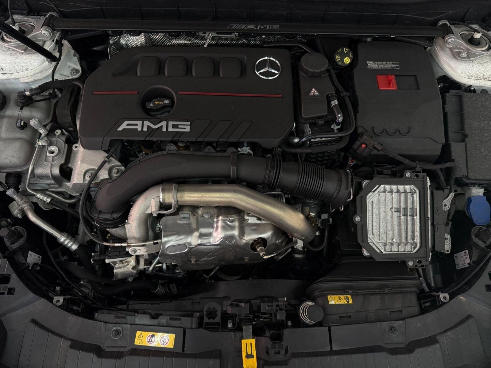 New 2026 Mercedes-Benz GLB 35 AMG 4MATIC image 32