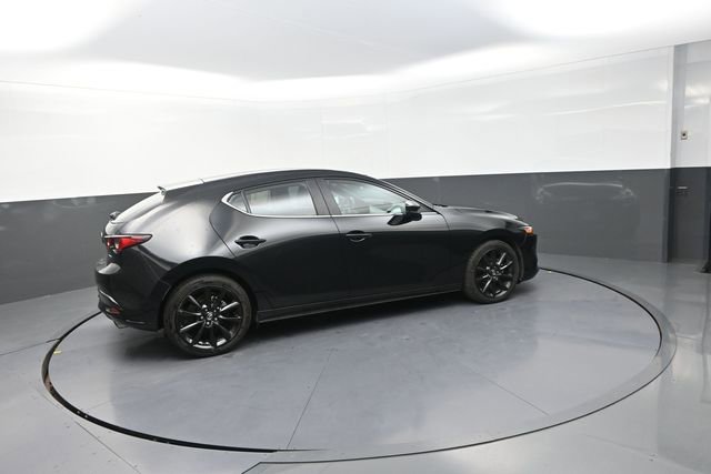 Used 2024 MAZDA MAZDA3 s FWD image 9