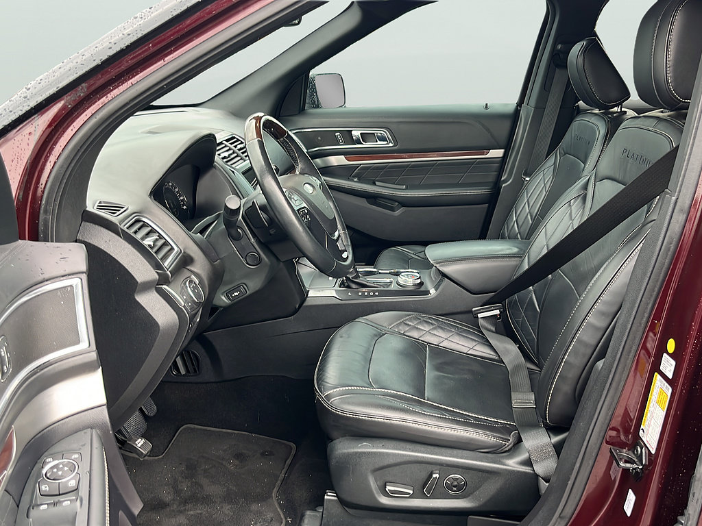 Used 2018 Ford Explorer Platinum AWD/4WD image 23