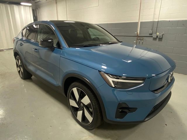 Certified 2023 Volvo C40 P8 Recharge Ultimate w/ Protection Package Premier image 4