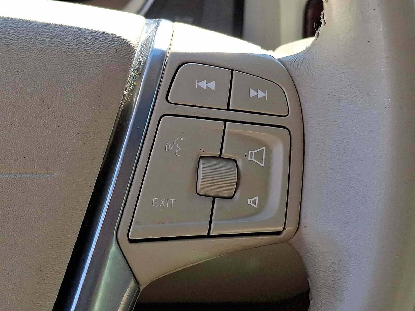Used 2013 Volvo S80 3.2 FWD image 21
