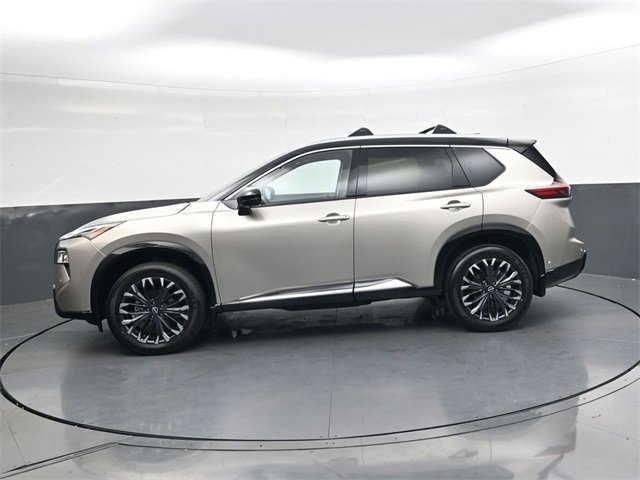 New 2026 Nissan Rogue Platinum image 8