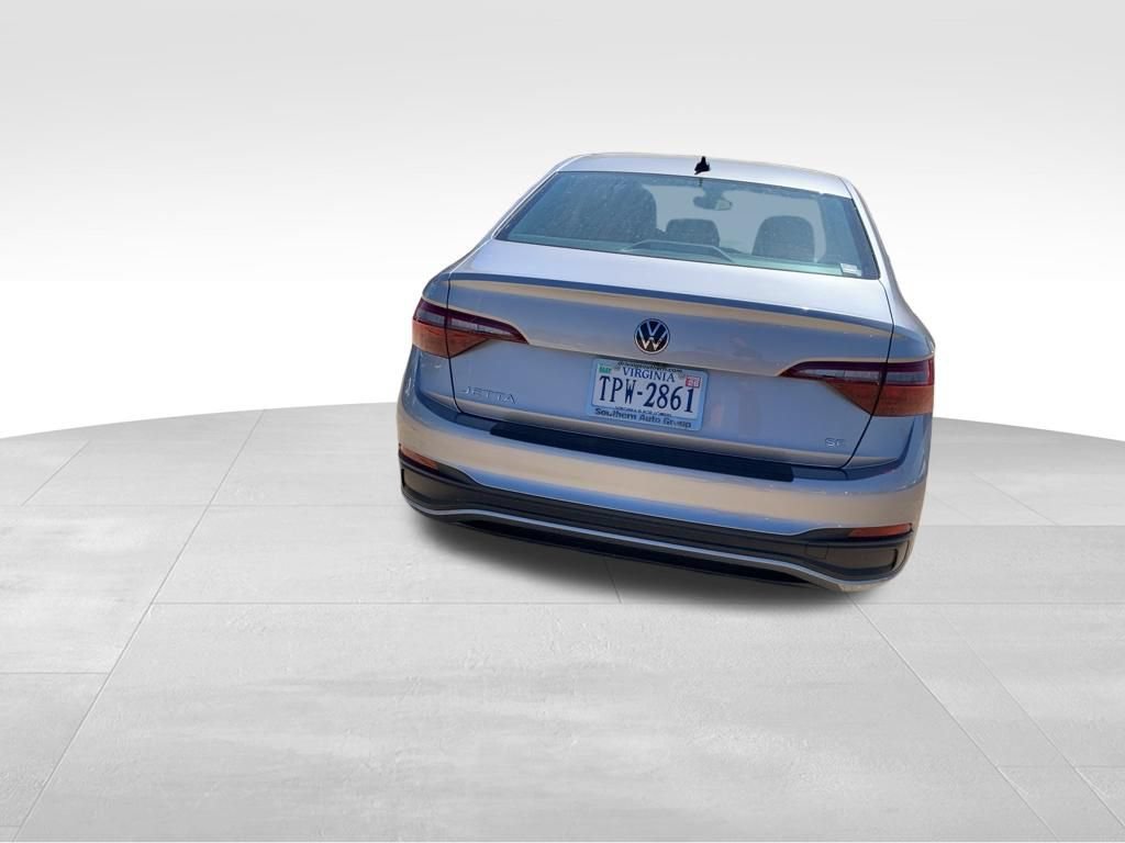 Used 2023 Volkswagen Jetta SE FWD image 14