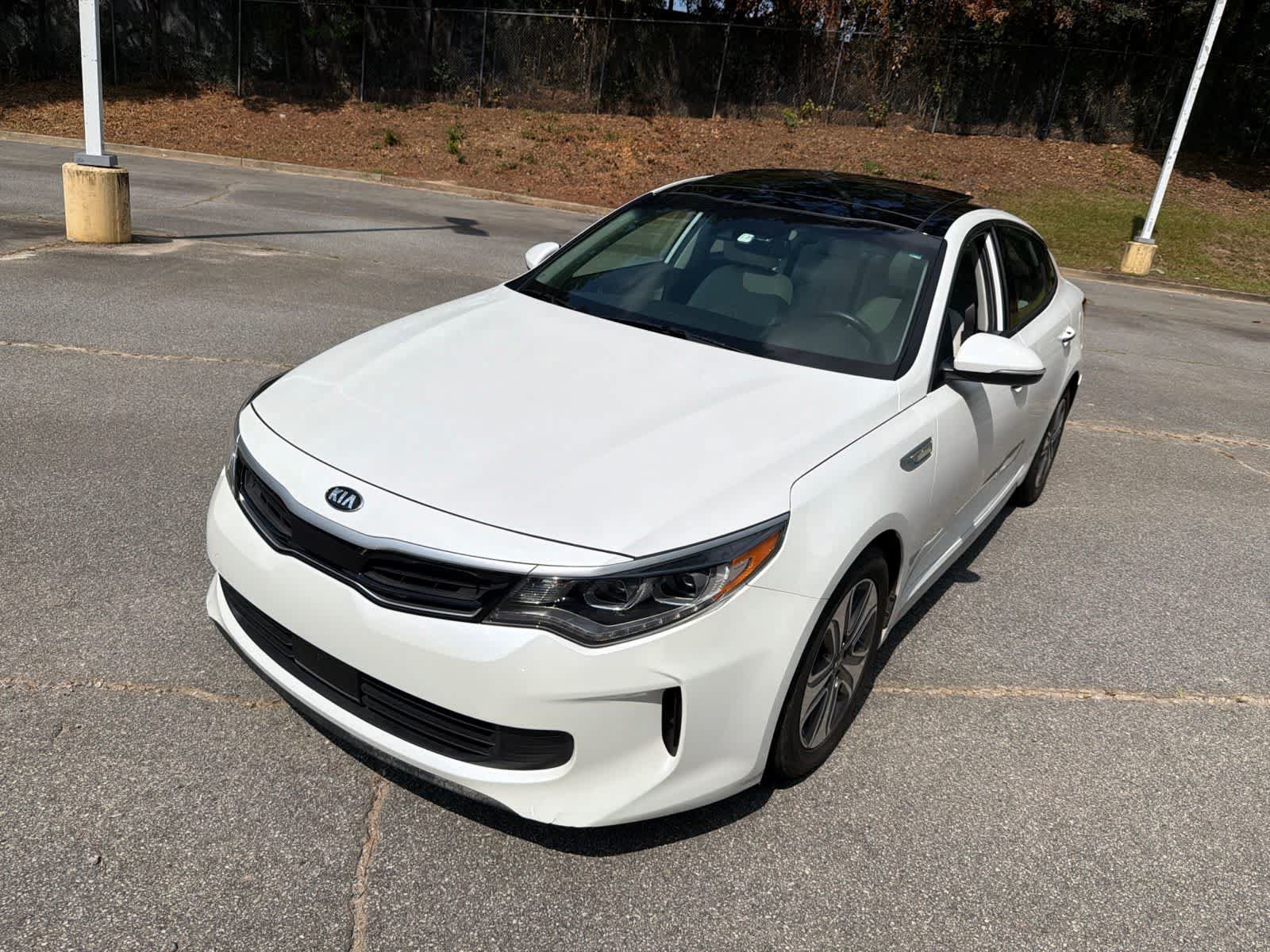 Used 2017 Kia Optima EX w/ Technology Package FWD image 3