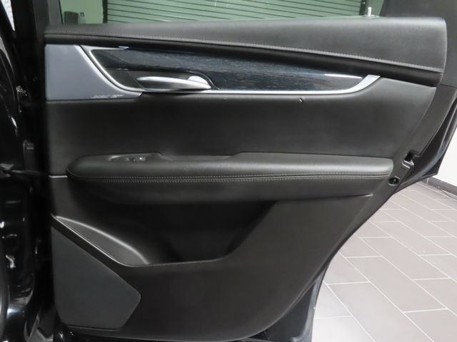 Certified 2023 Cadillac XT5 Premium Luxury AWD/4WD image 11