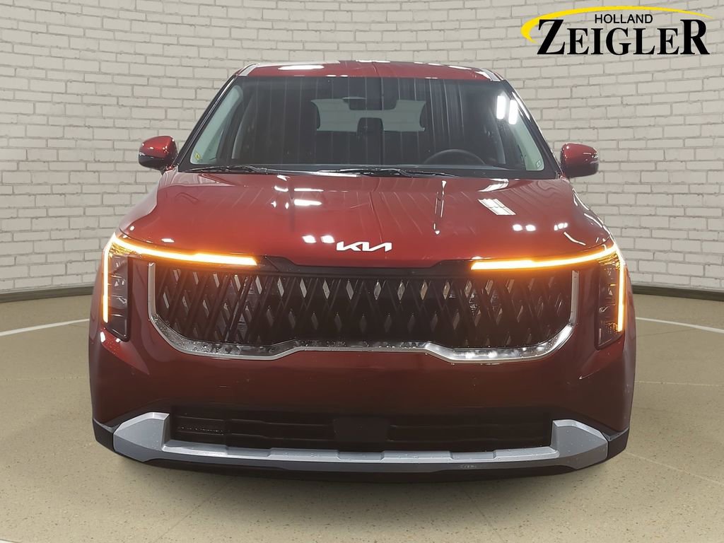 New 2026 Kia Carnival FWD image 2
