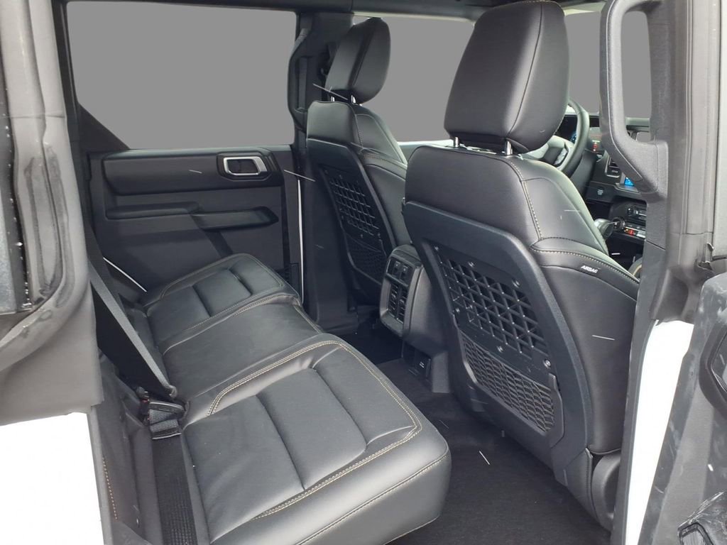 New 2026 Ford Bronco Badlands image 10