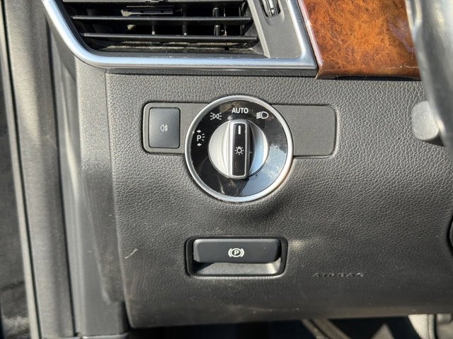 Used 2013 Mercedes-Benz GL 550 4MATIC image 18
