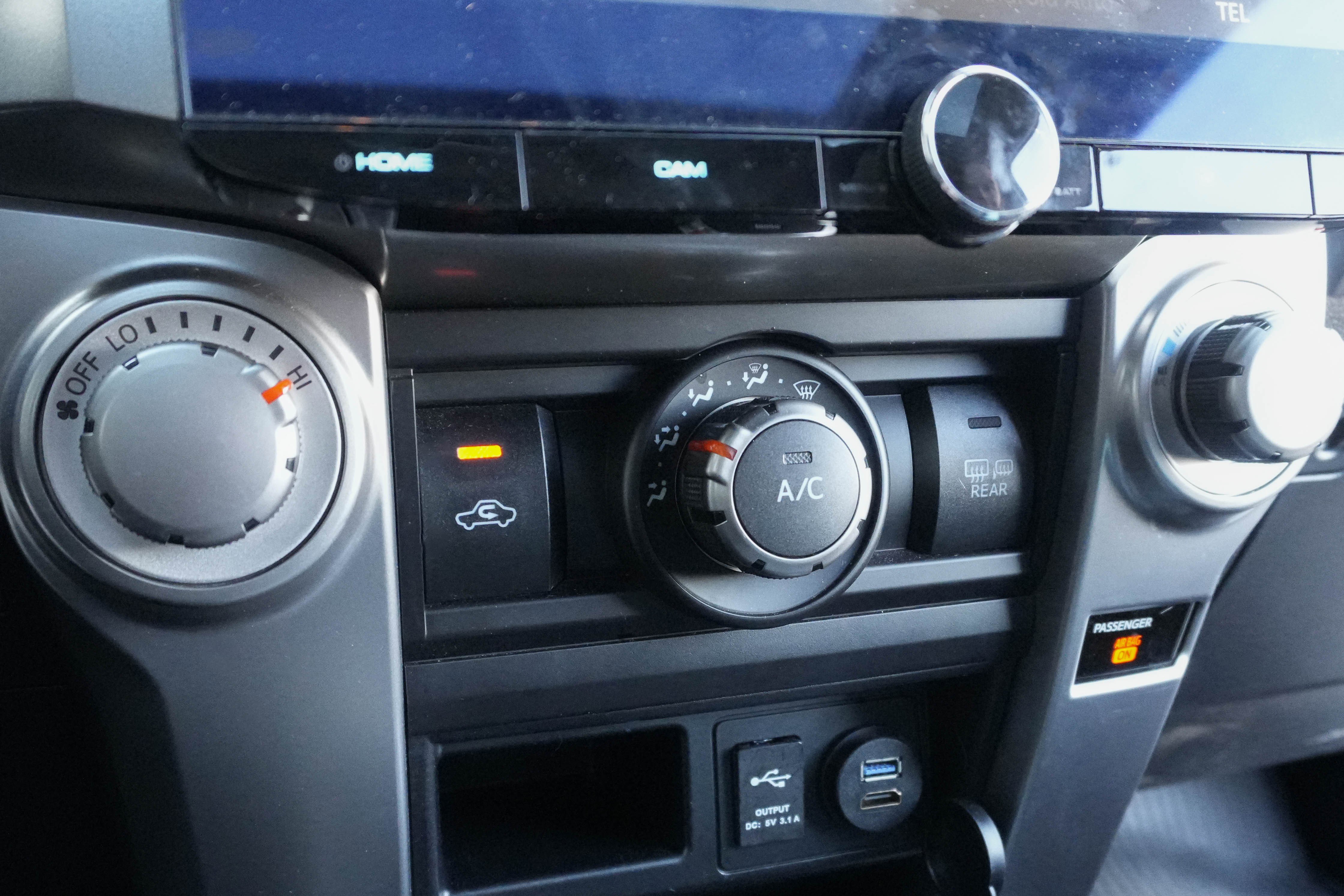 Used 2018 Toyota 4Runner SR5 Premium image 22