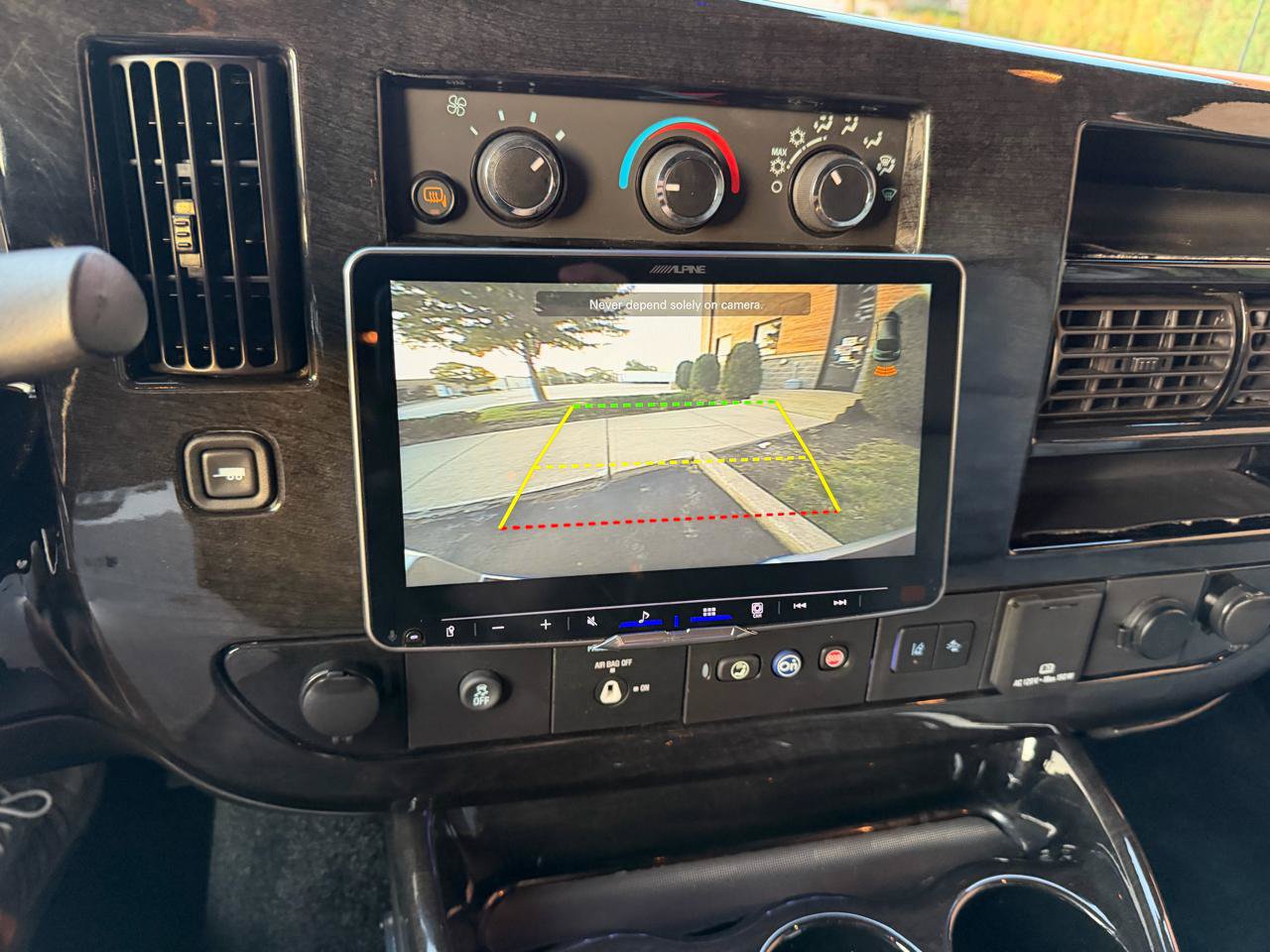 Used 2024 Chevrolet Express 2500 RWD image 26