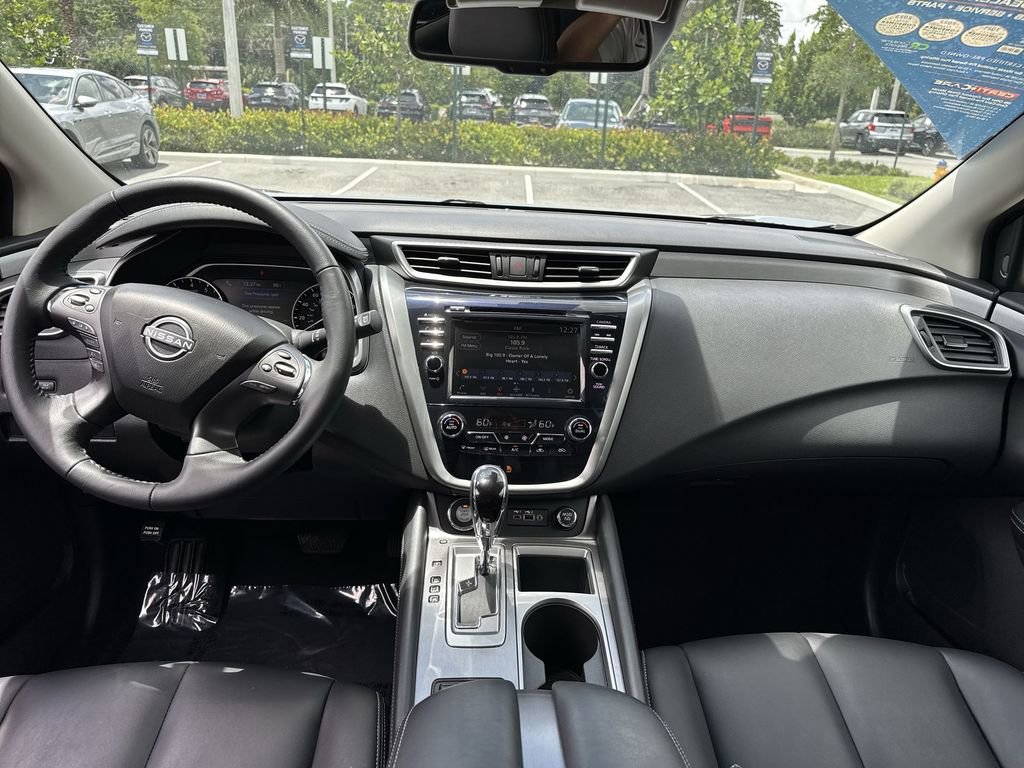 Used 2023 Nissan Murano SV w/ SV Midnight Edition Package FWD image 14