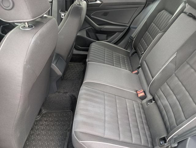 Used 2024 Volkswagen Jetta Sport FWD image 23