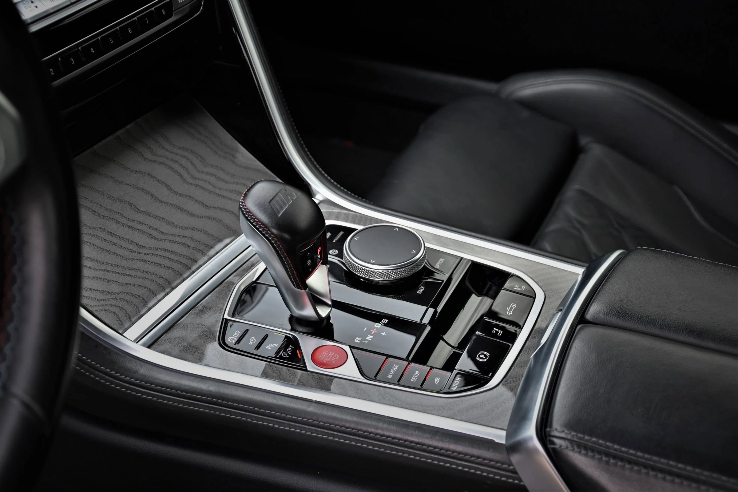 Used 2020 BMW M8 Convertible 2D w/ M Carbon Exterior Package image 32