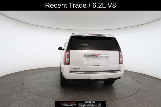 Used 2020 GMC Yukon Denali w/ Denali Premium Package AWD/4WD image 14