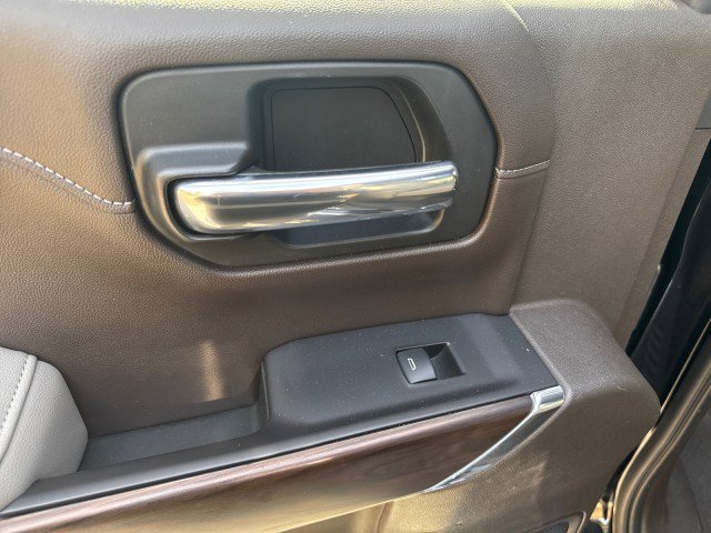 Used 2020 GMC Sierra 1500 SLT w/ SLT Premium Plus Package image 38