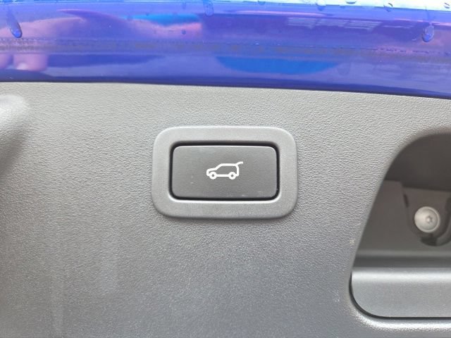 Used 2018 Jaguar E-PACE R-Dynamic HSE AWD/4WD image 45