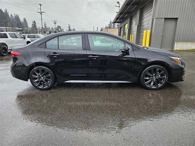 Used 2024 Toyota Corolla XSE image 6