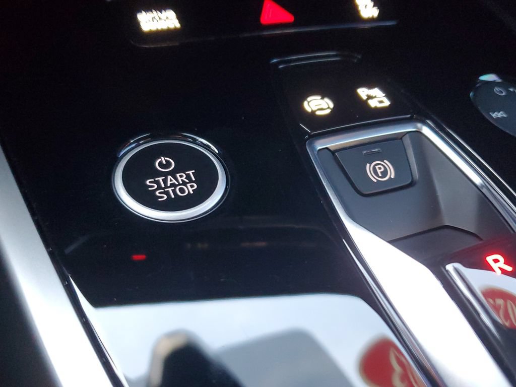 Certified 2023 Audi Q4 e-tron Prestige AWD/4WD image 30