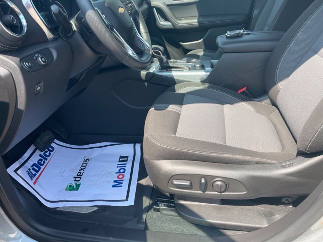 Used 2024 Chevrolet Blazer LT w/ Convenience Package FWD image 5
