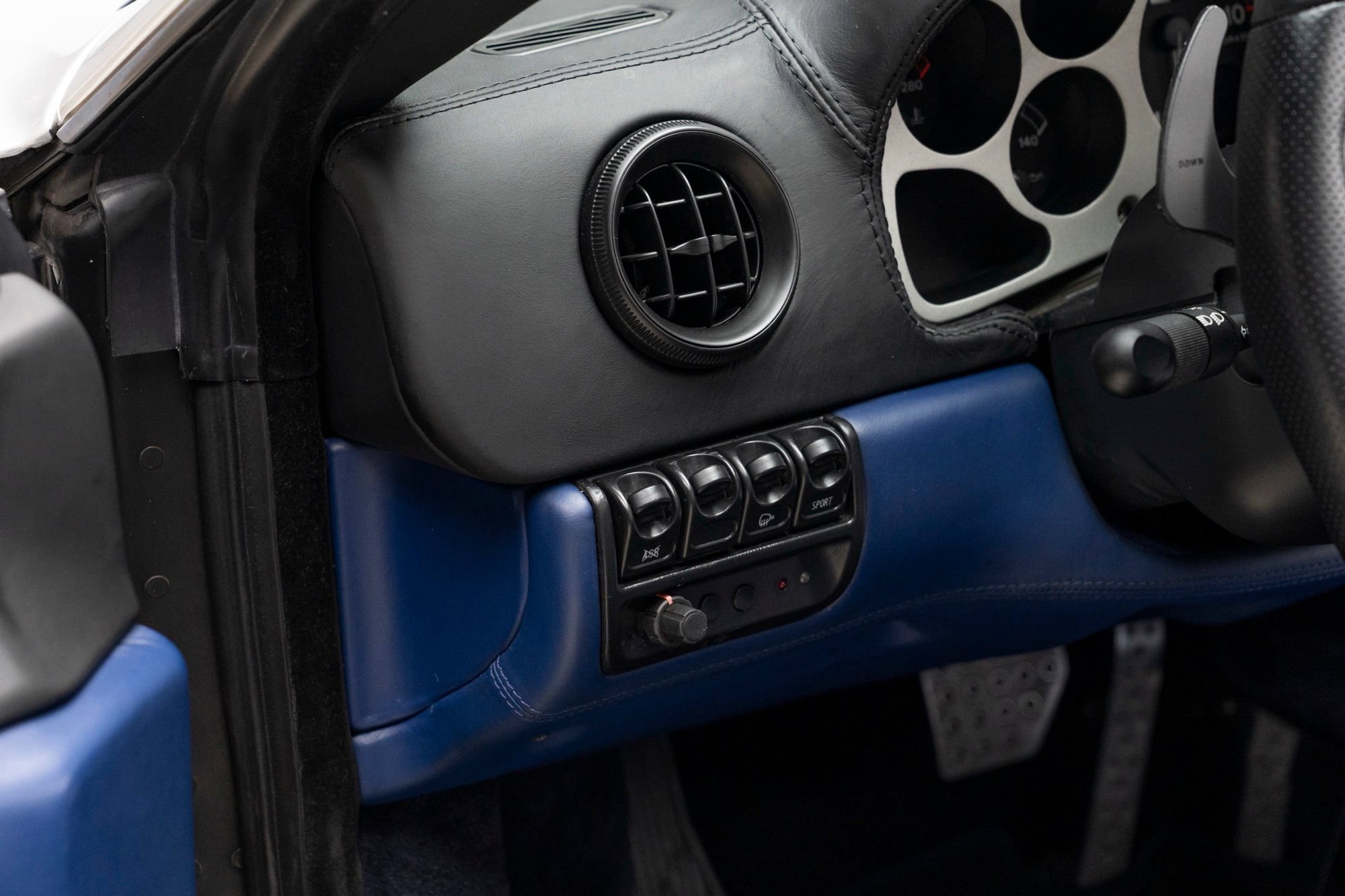 Used 2001 Ferrari 360 Spider RWD image 30