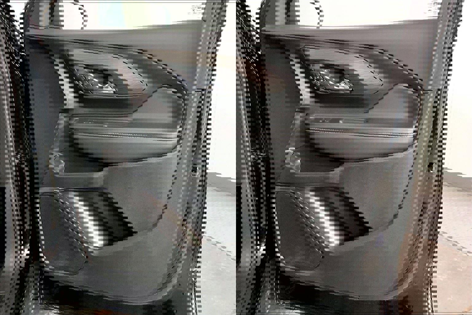 Used 2024 GMC Terrain SLE image 26