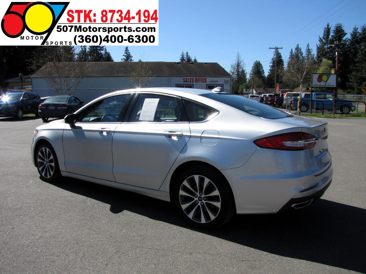 Used 2019 Ford Fusion SE image 3